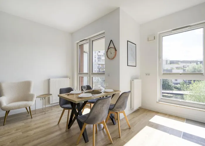 Apartment Night Jurajska Lotnisko Chopina Warsaw