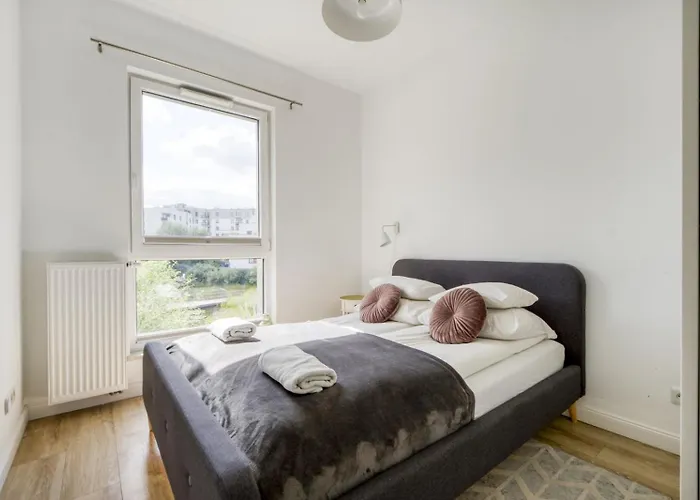 Night Jurajska Lotnisko Chopina